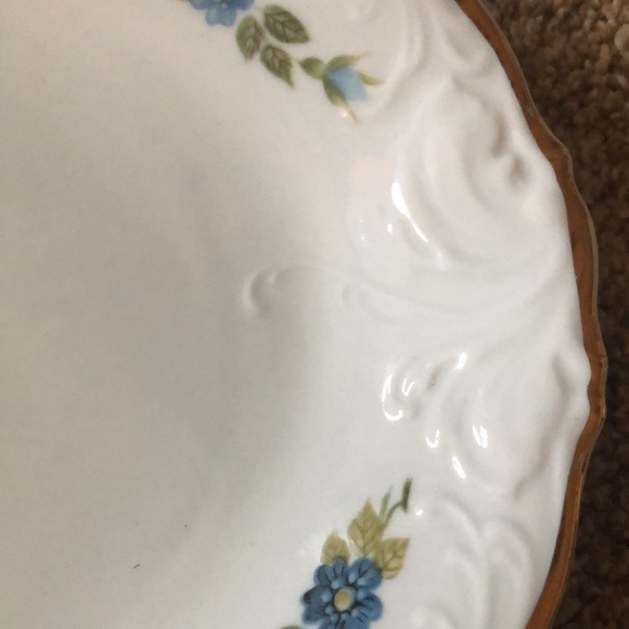 Vintage W Wawel Made in Poland Blue Morning Flower Green Leaves Gold Rim Platter - Picture 3 of 7